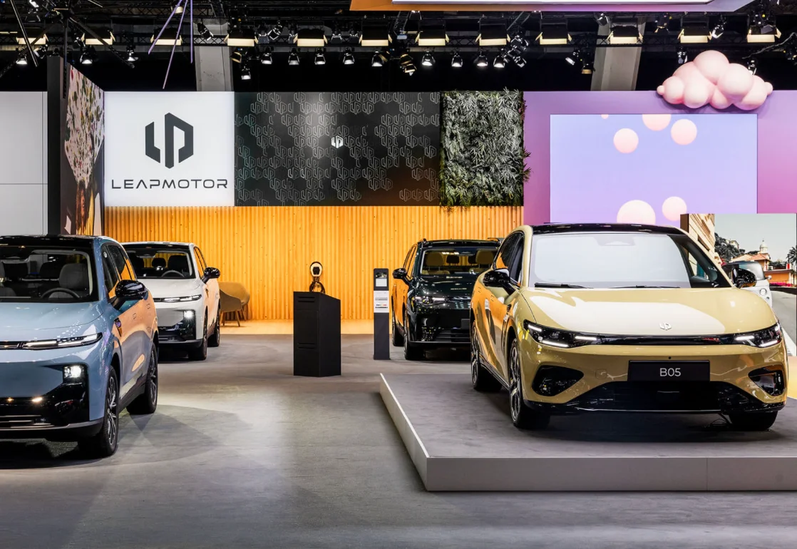 The Leapmotor stand at the Brussels Motor Show, with the range on display.